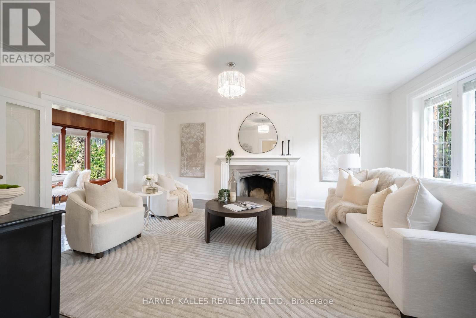 6 BROWSIDE AVENUE