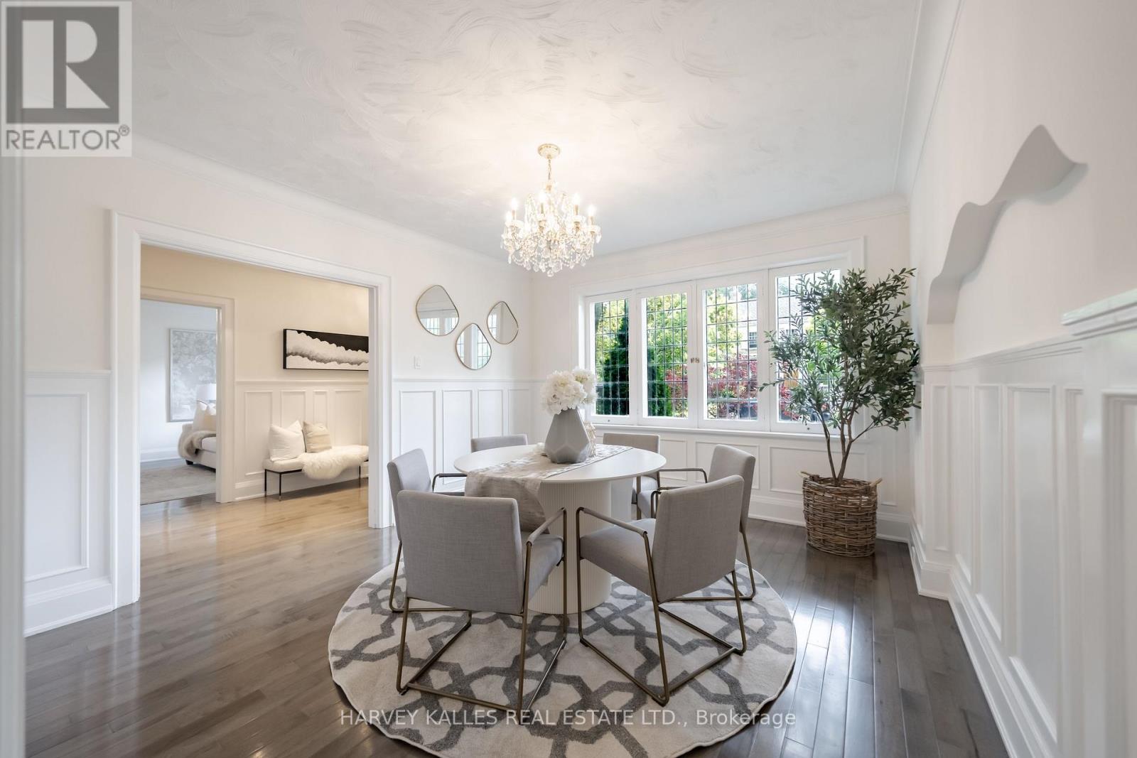 6 BROWSIDE AVENUE