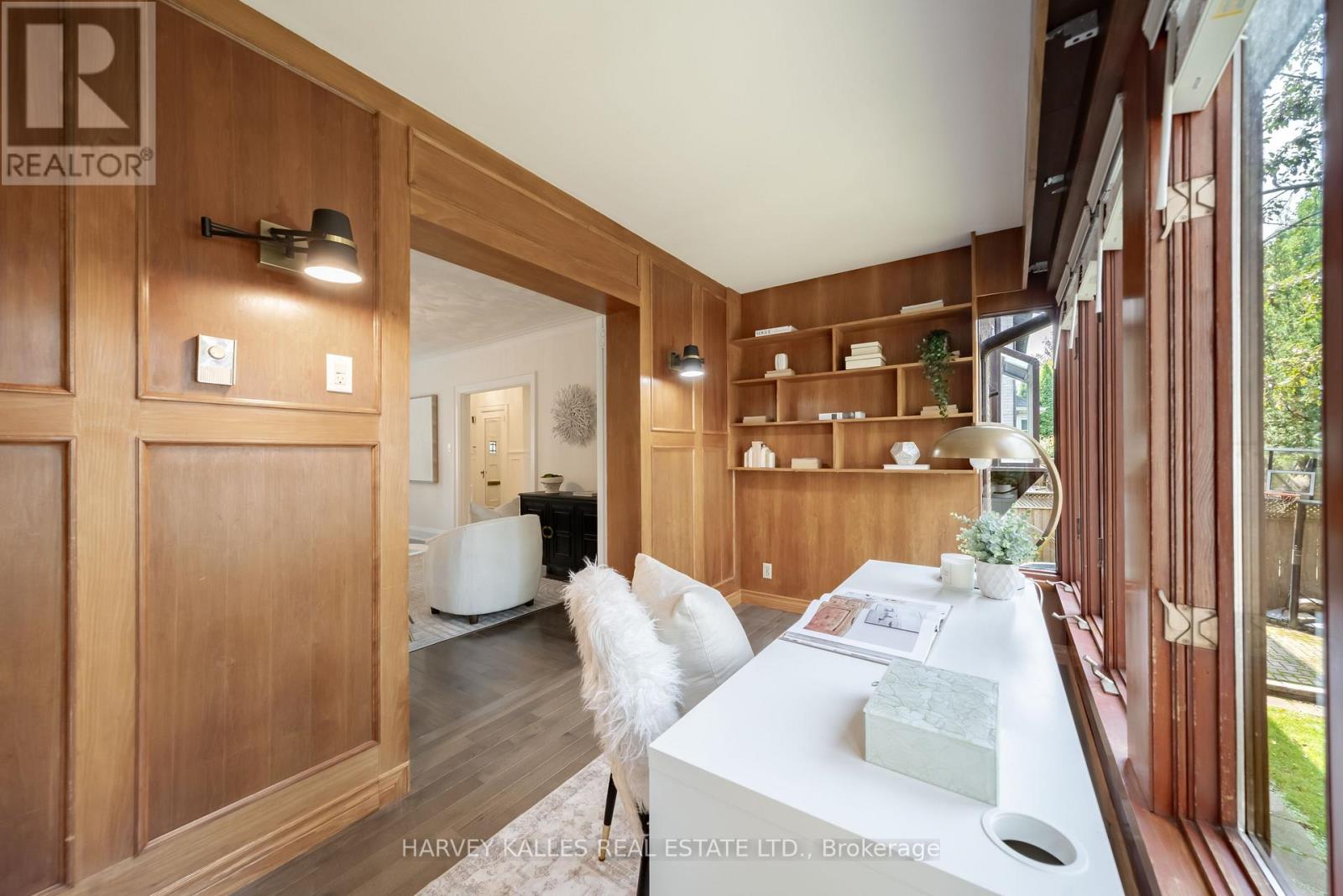 6 BROWSIDE AVENUE