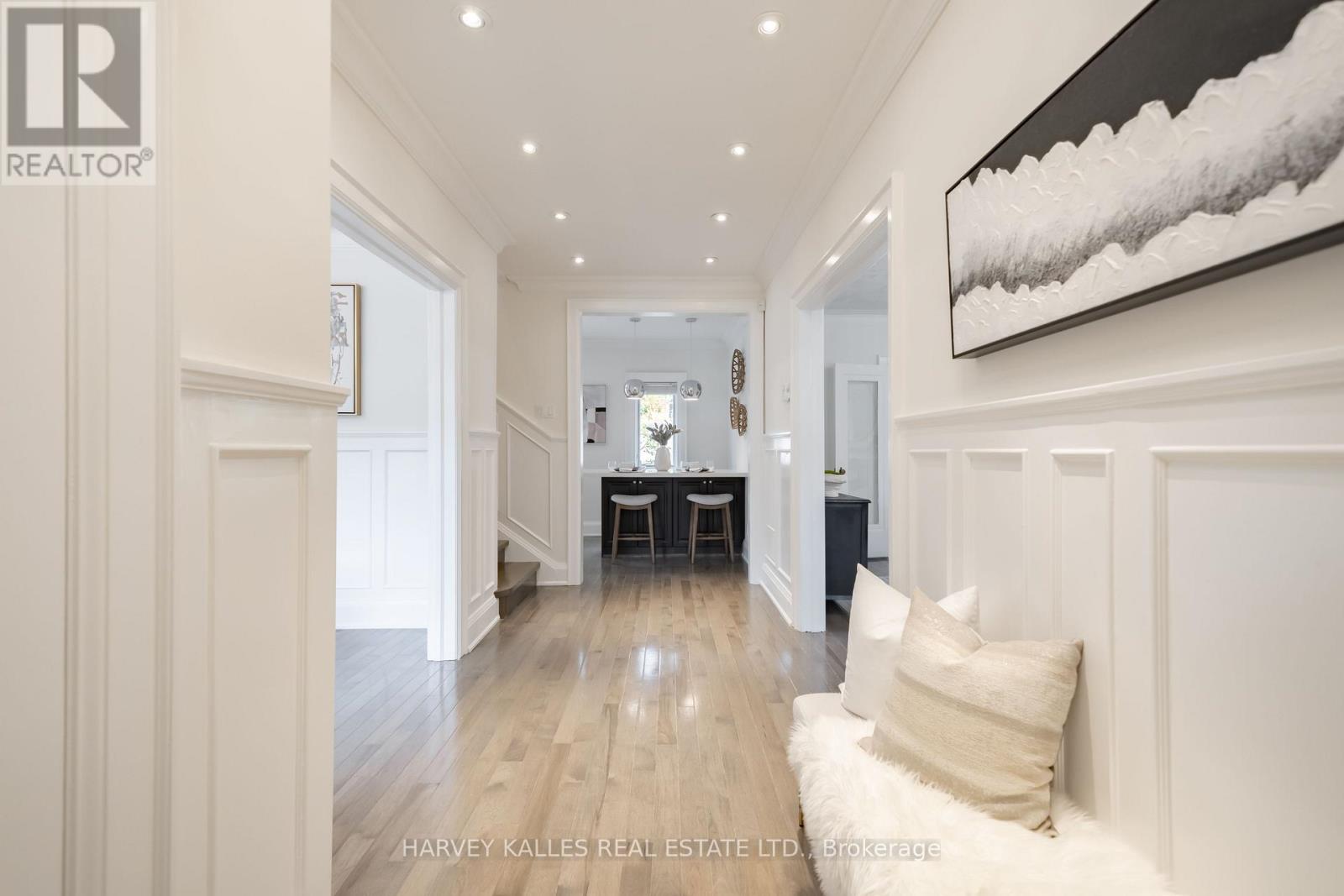6 BROWSIDE AVENUE