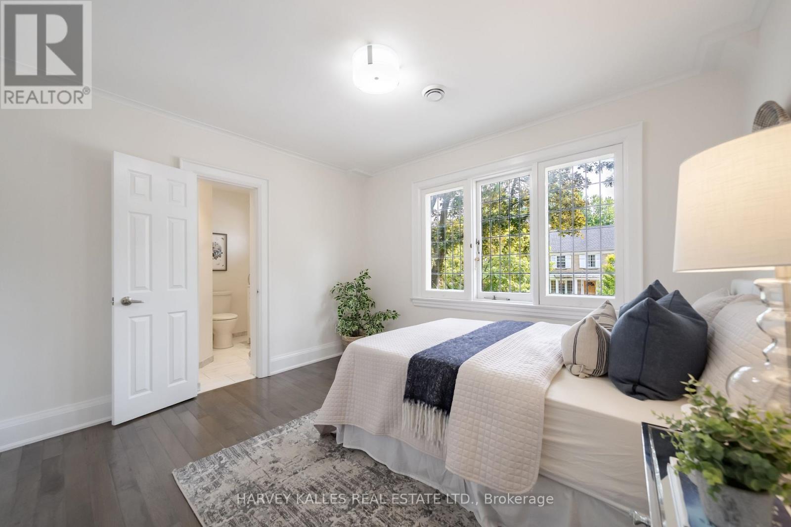 6 BROWSIDE AVENUE