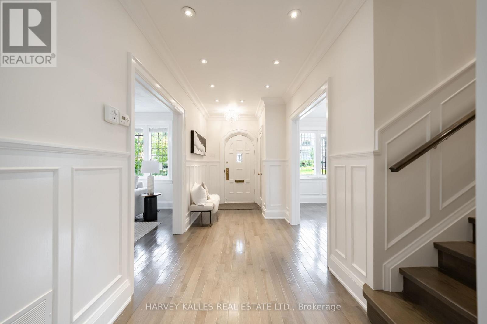 6 BROWSIDE AVENUE
