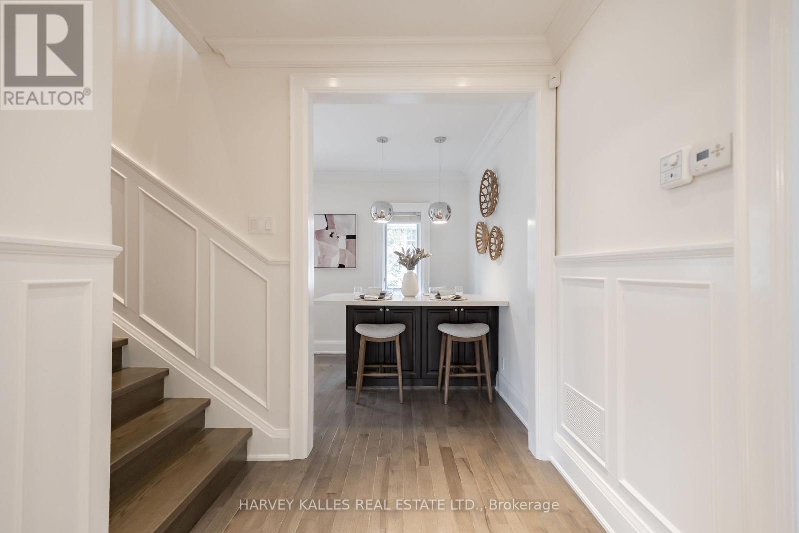 6 BROWSIDE AVENUE