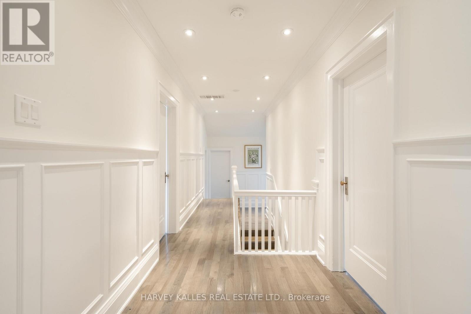 6 BROWSIDE AVENUE
