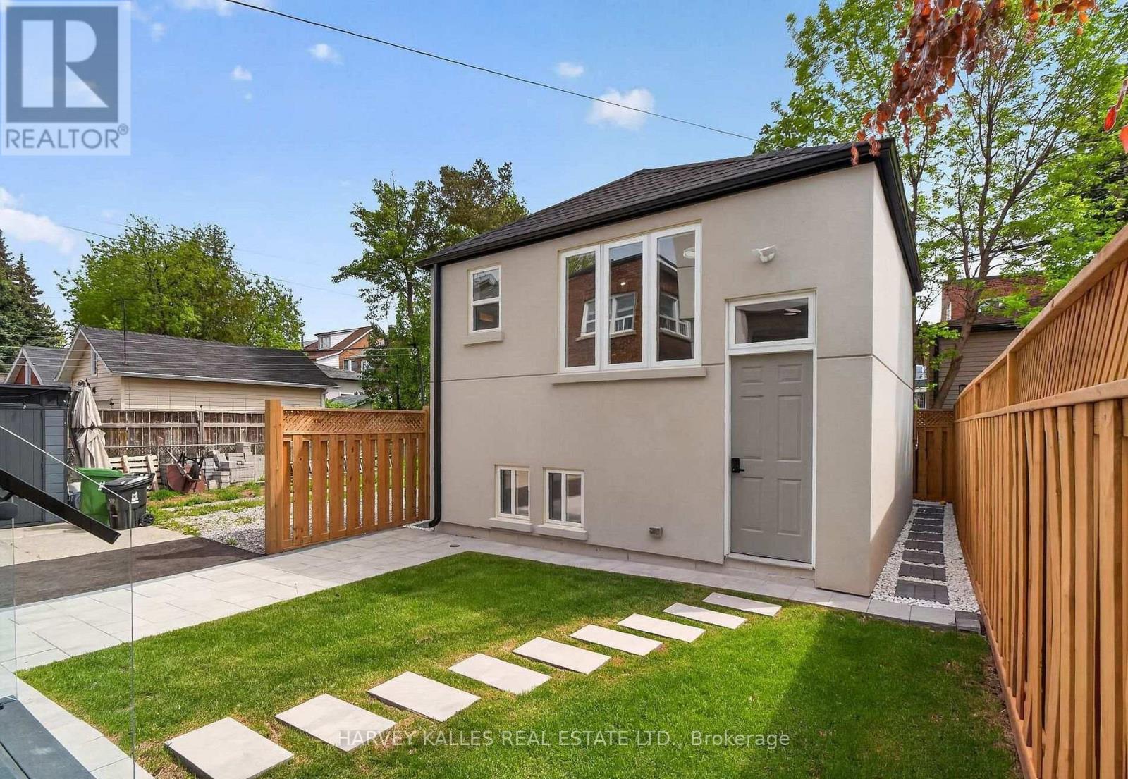 GARDEN SUITE - 249 LAUDER AVENUE