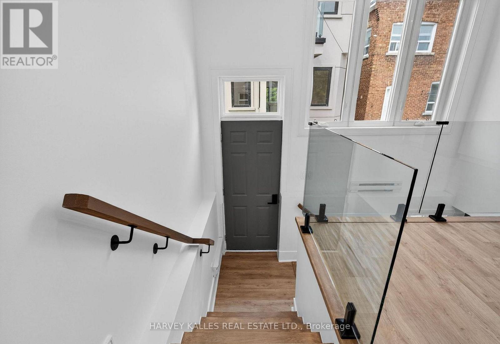 GARDEN SUITE - 249 LAUDER AVENUE