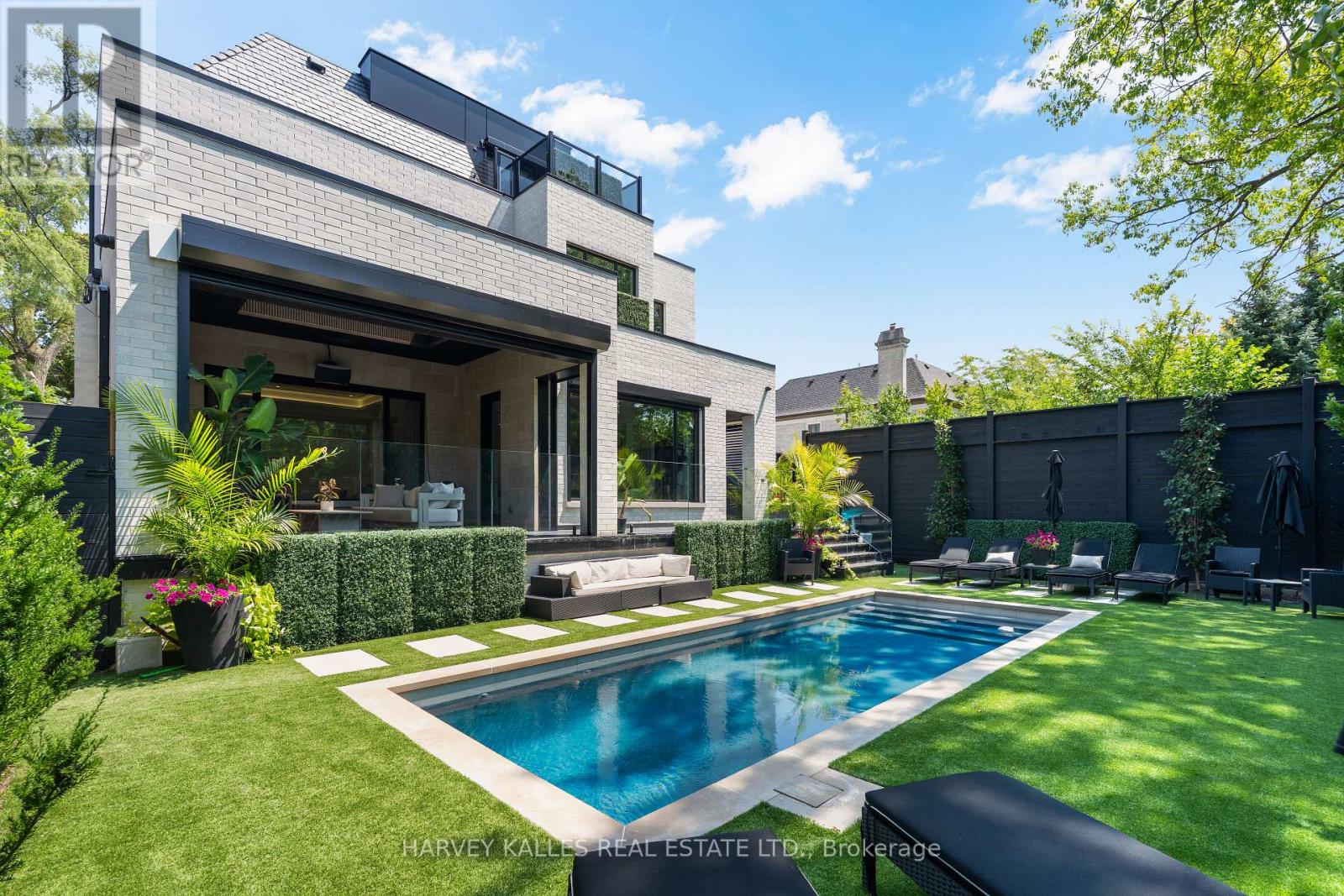 106 RICHVIEW AVENUE