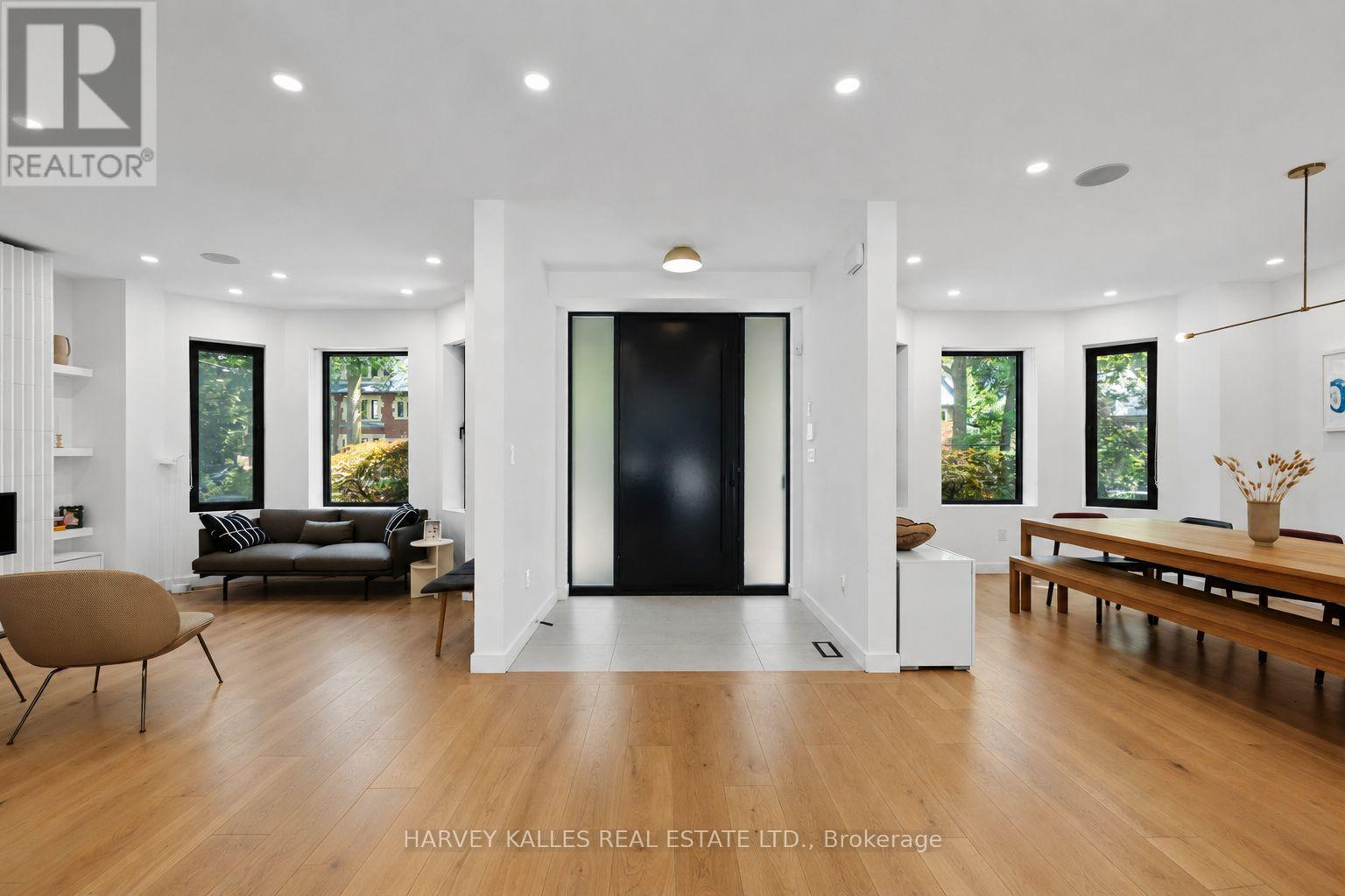 128 LYNDHURST AVENUE