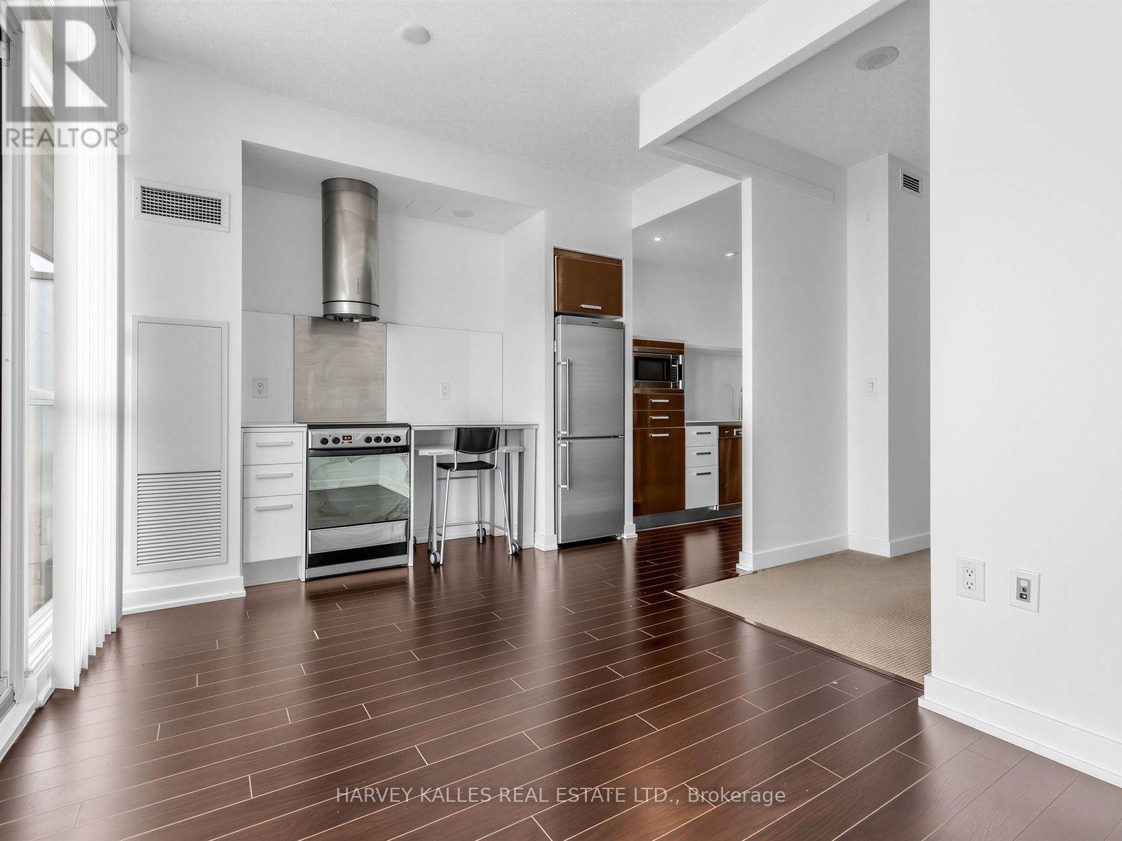 3002 - 38 DAN LECKIE WAY
