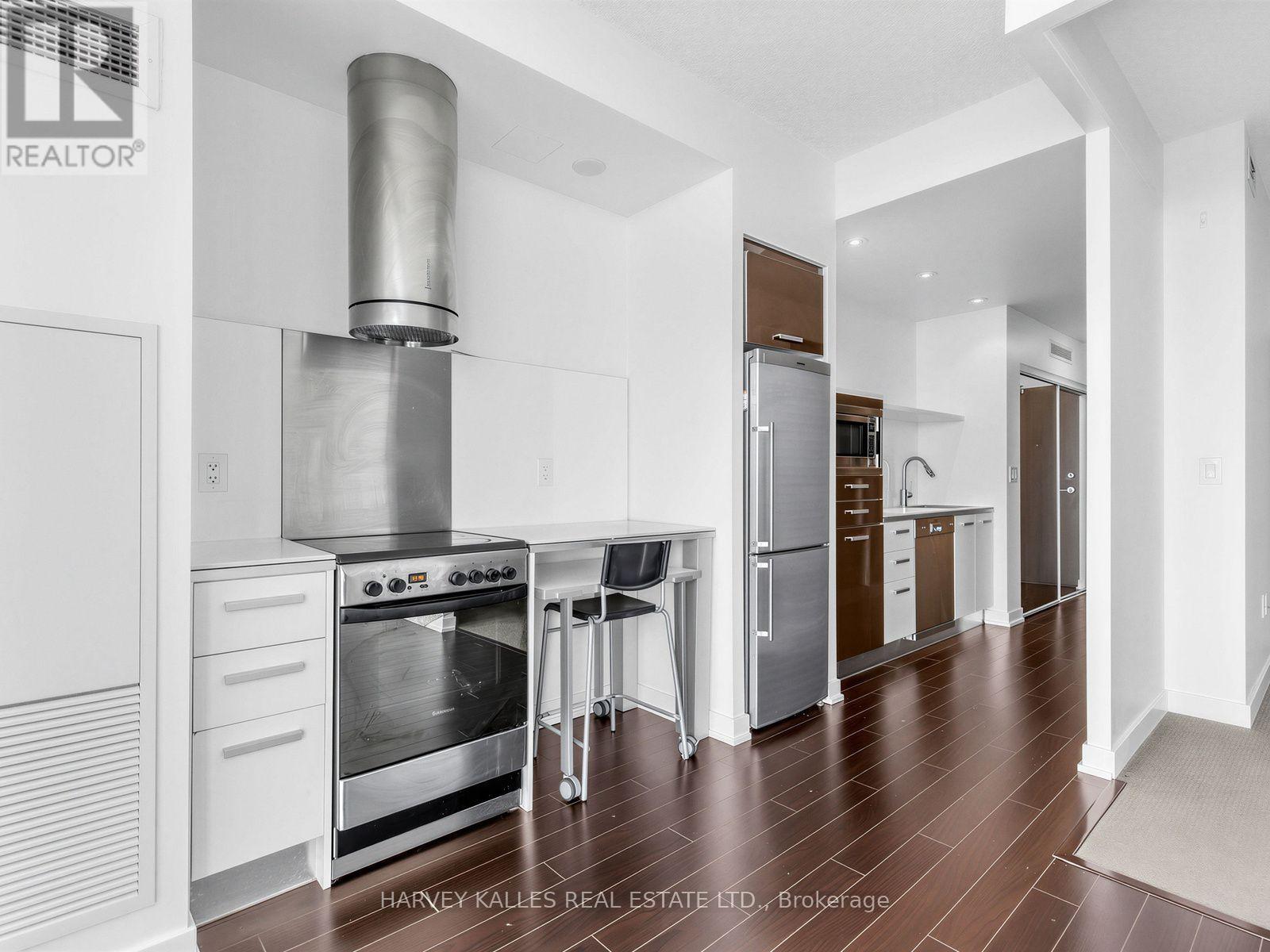 3002 - 38 DAN LECKIE WAY