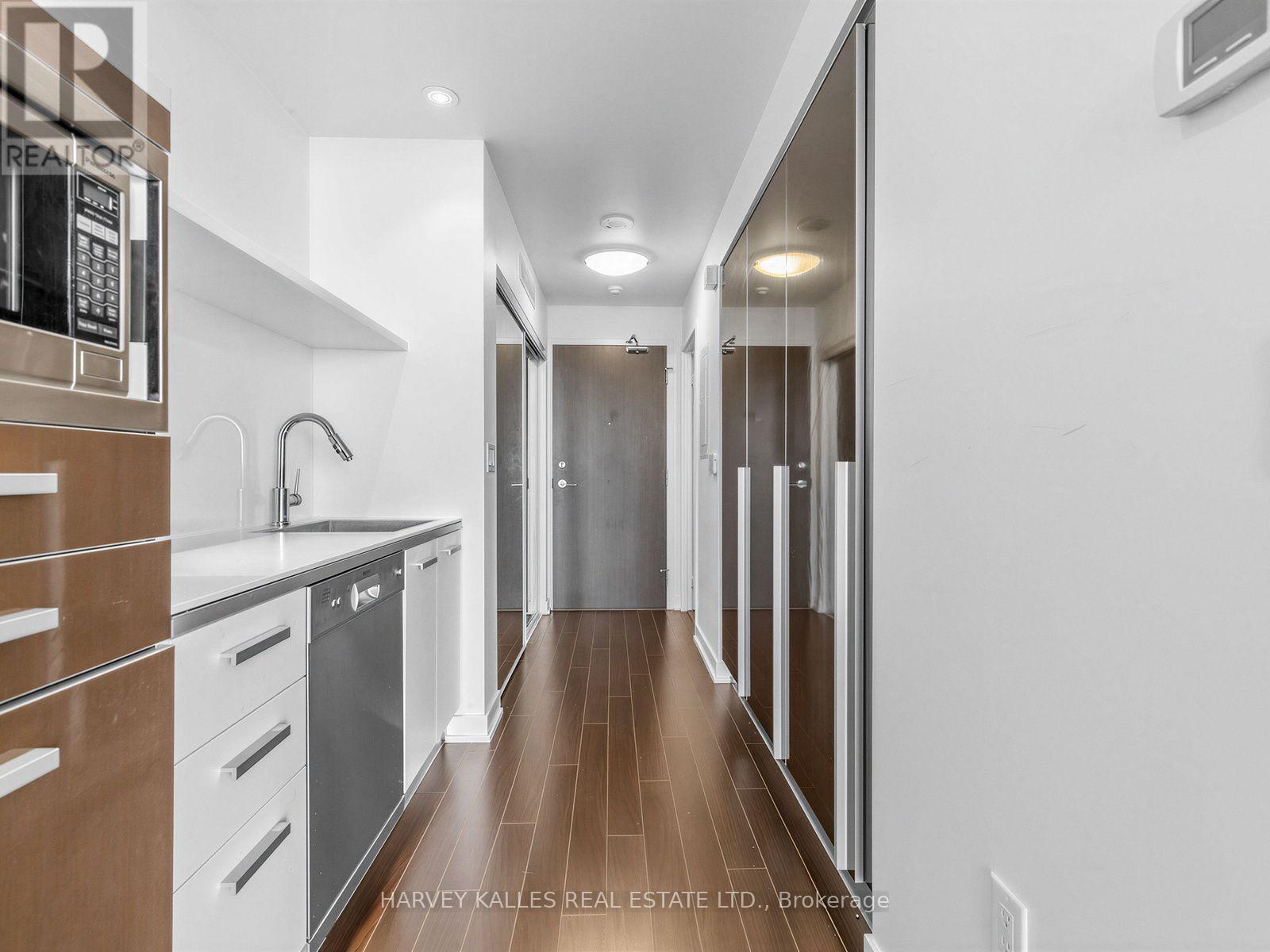 3002 - 38 DAN LECKIE WAY