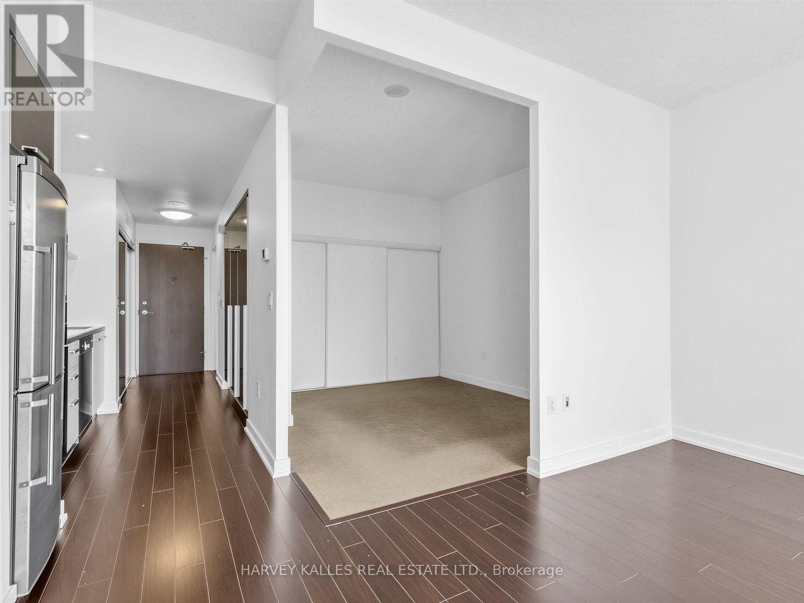 3002 - 38 DAN LECKIE WAY