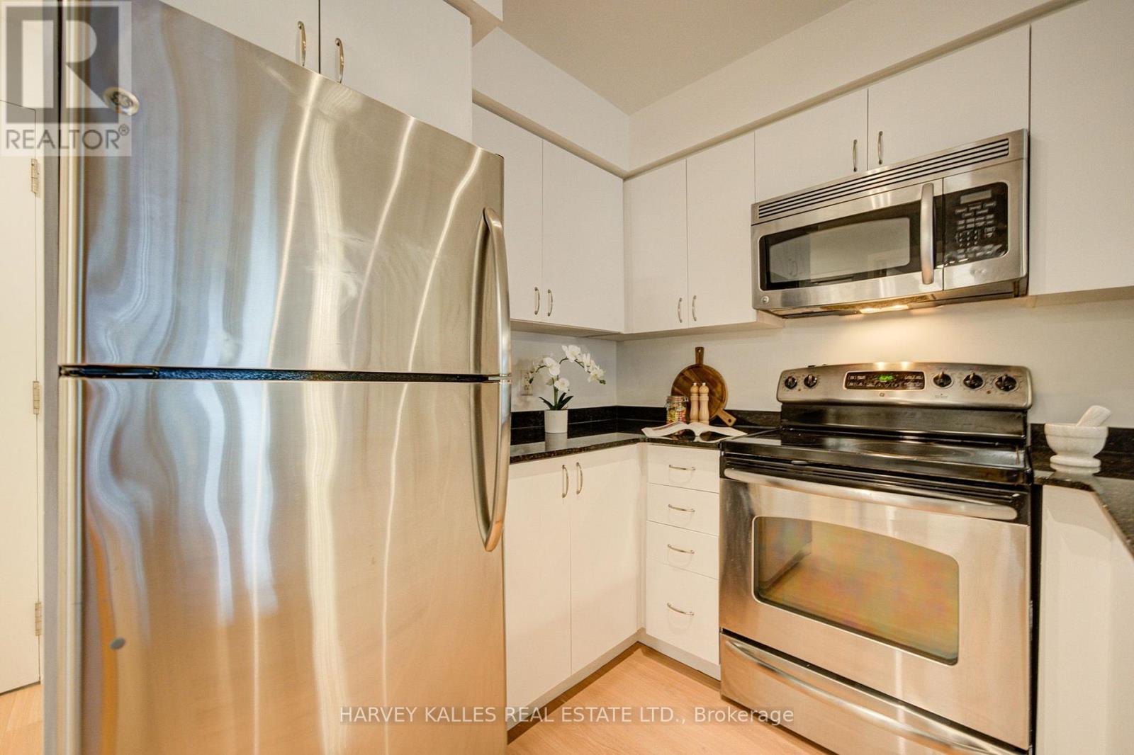 504 - 2191 YONGE STREET