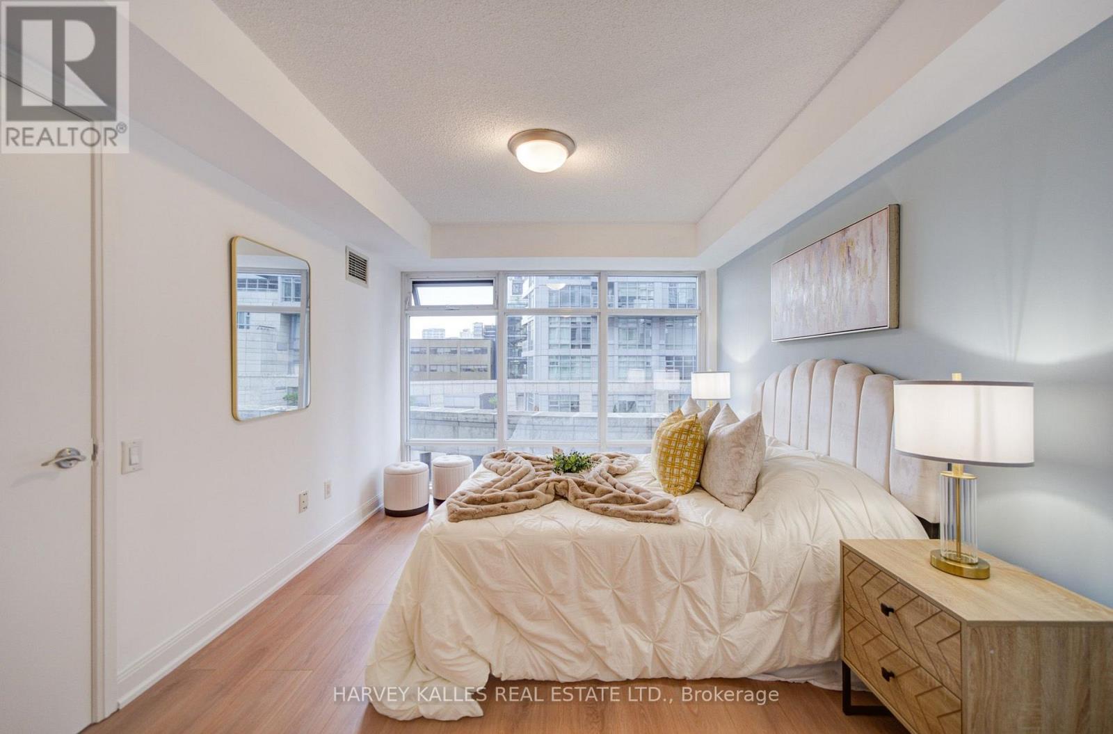 504 - 2191 YONGE STREET