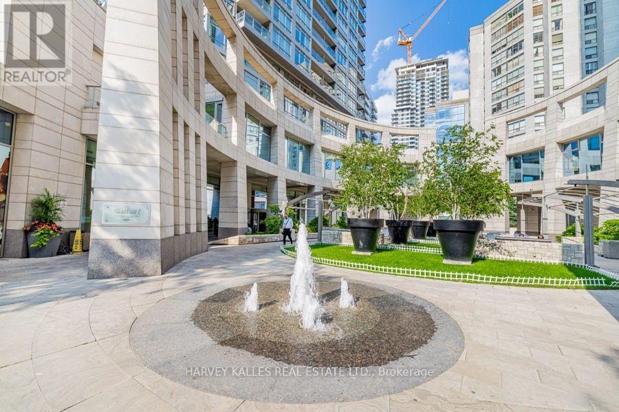 504 - 2191 YONGE STREET