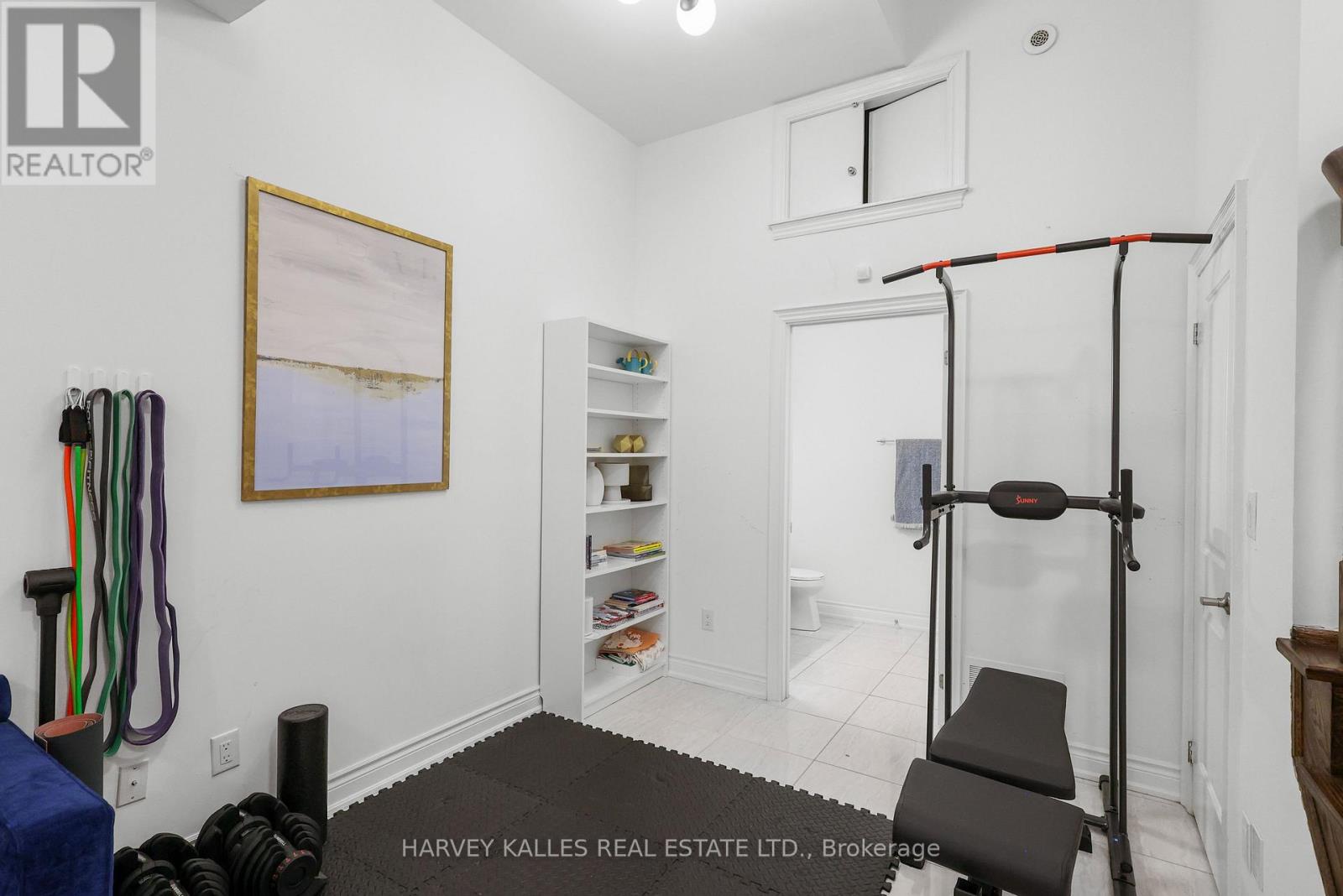 7 - 70 HARGRAVE LANE
