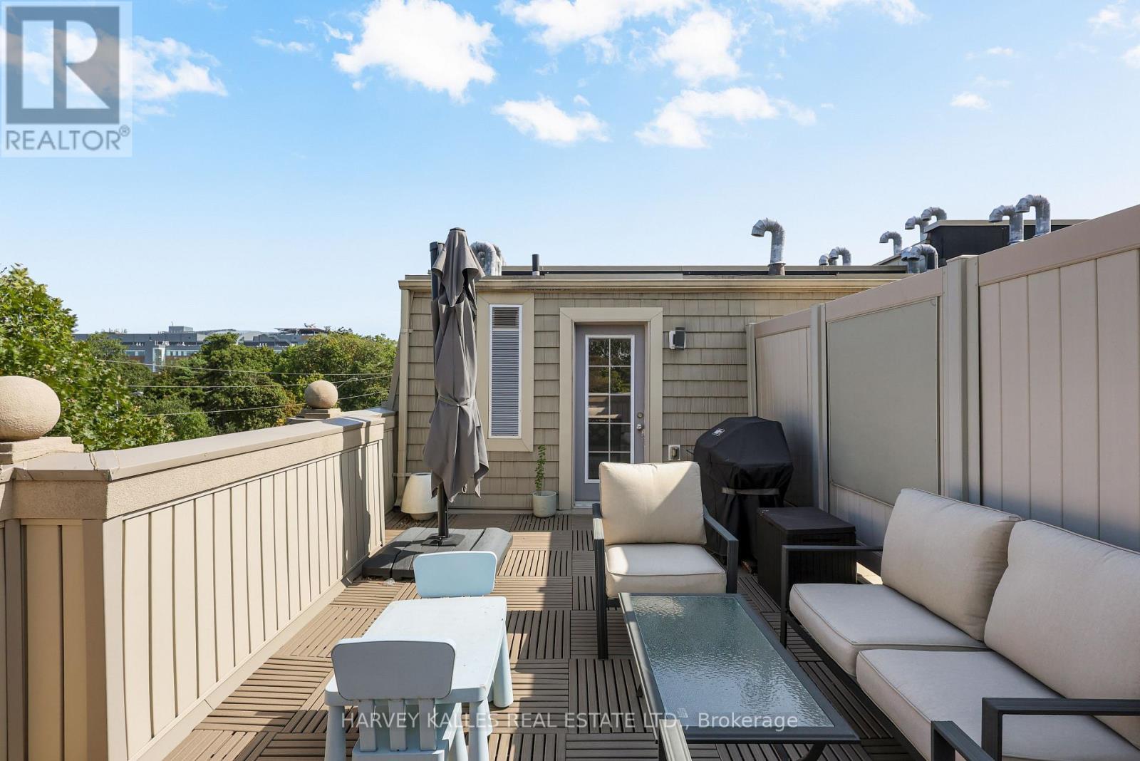 7 - 70 HARGRAVE LANE