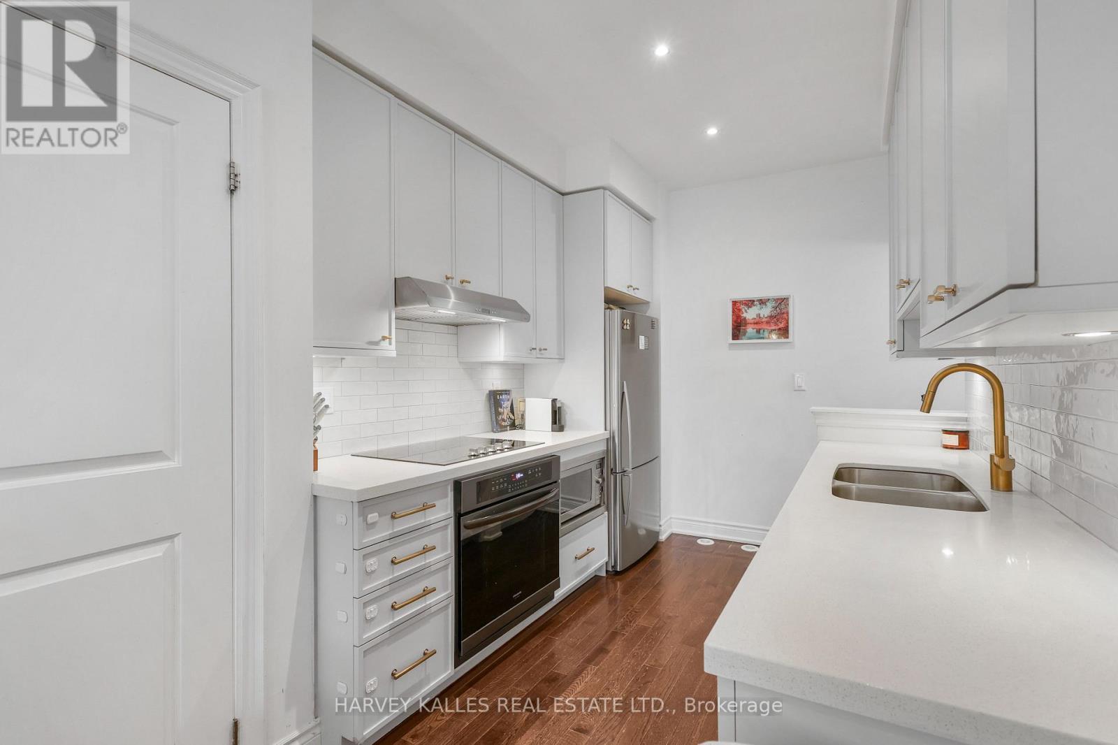 7 - 70 HARGRAVE LANE