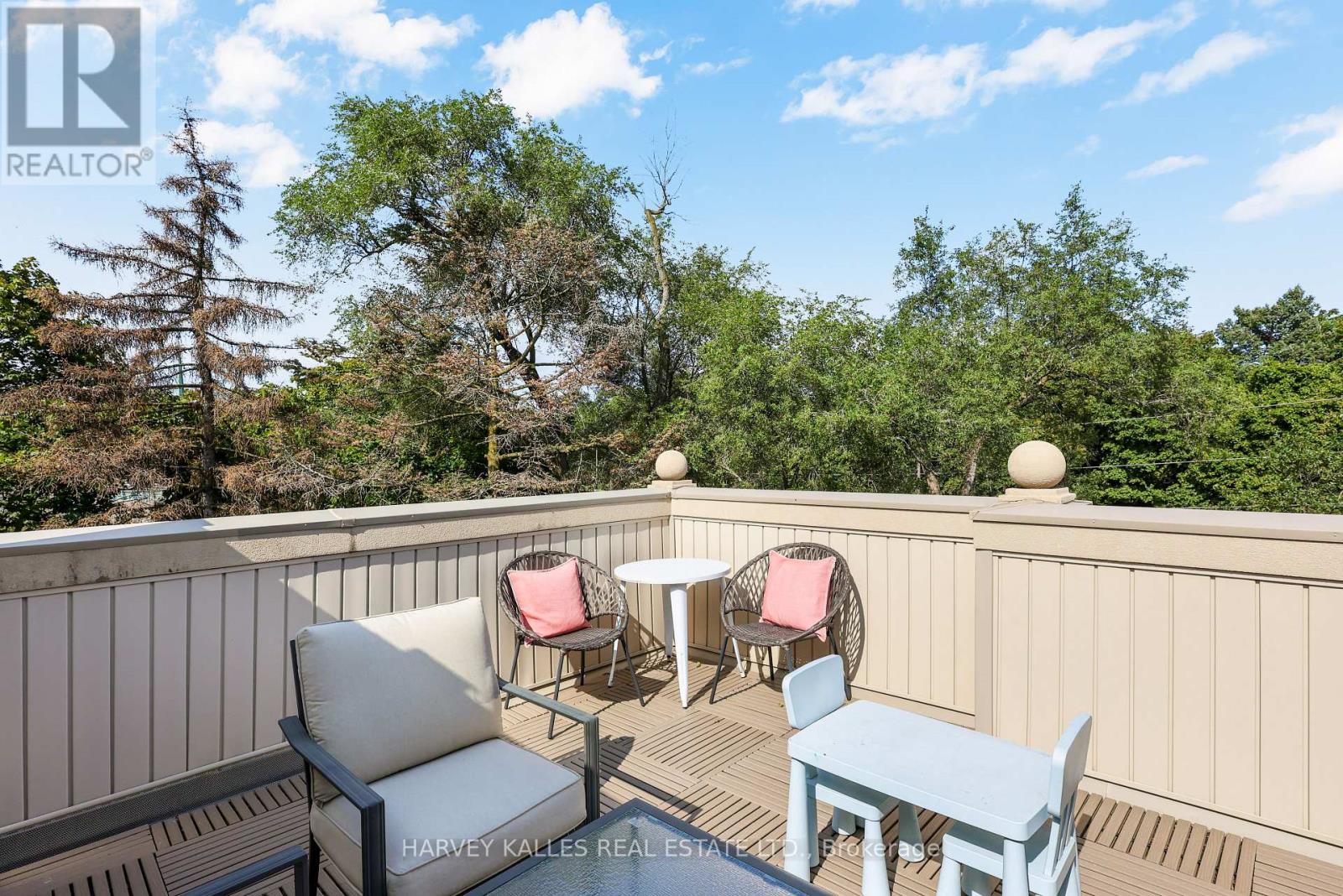 7 - 70 HARGRAVE LANE