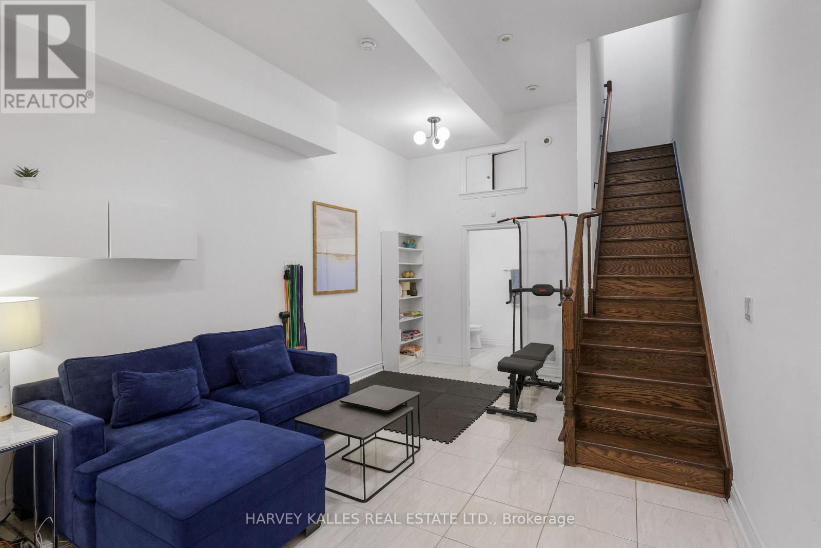 7 - 70 HARGRAVE LANE