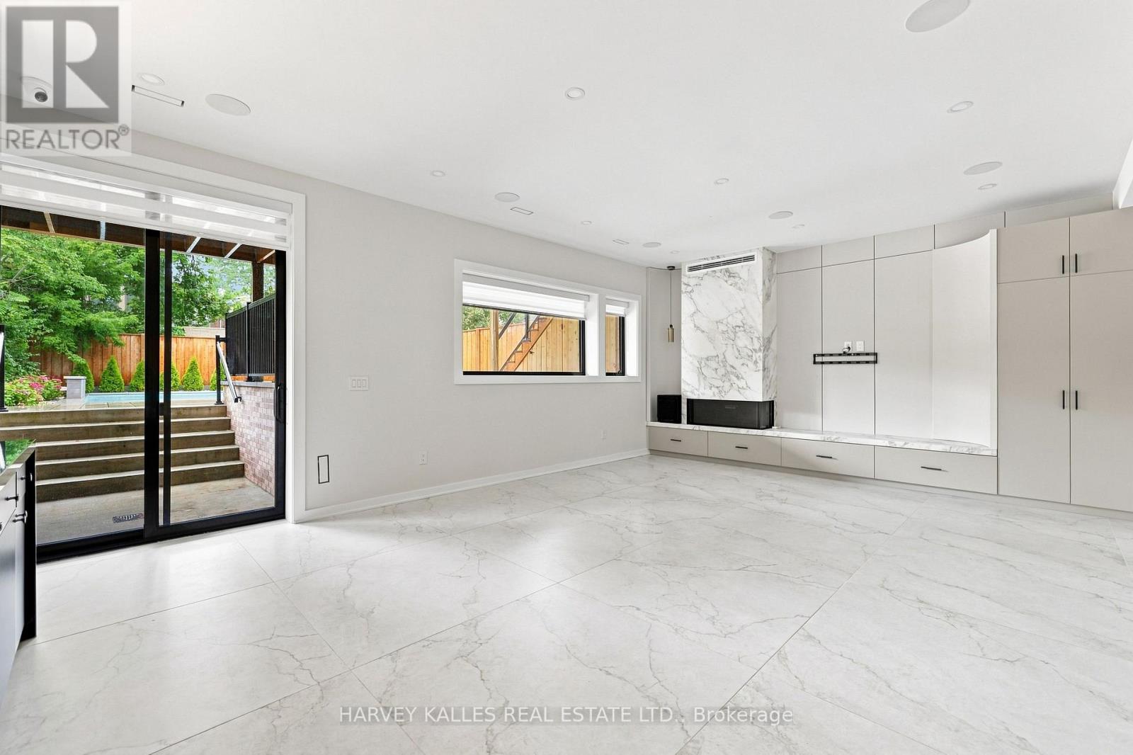 176 BRIAR HILL AVENUE