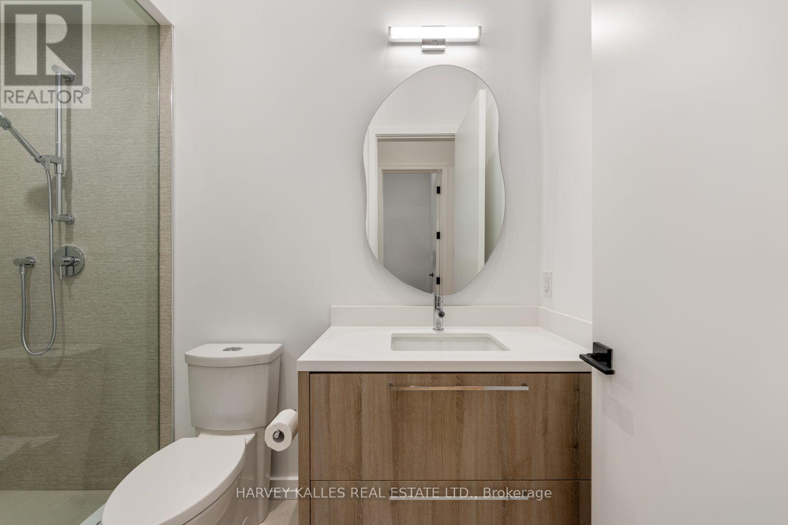 45 GLOUCESTER GROVE