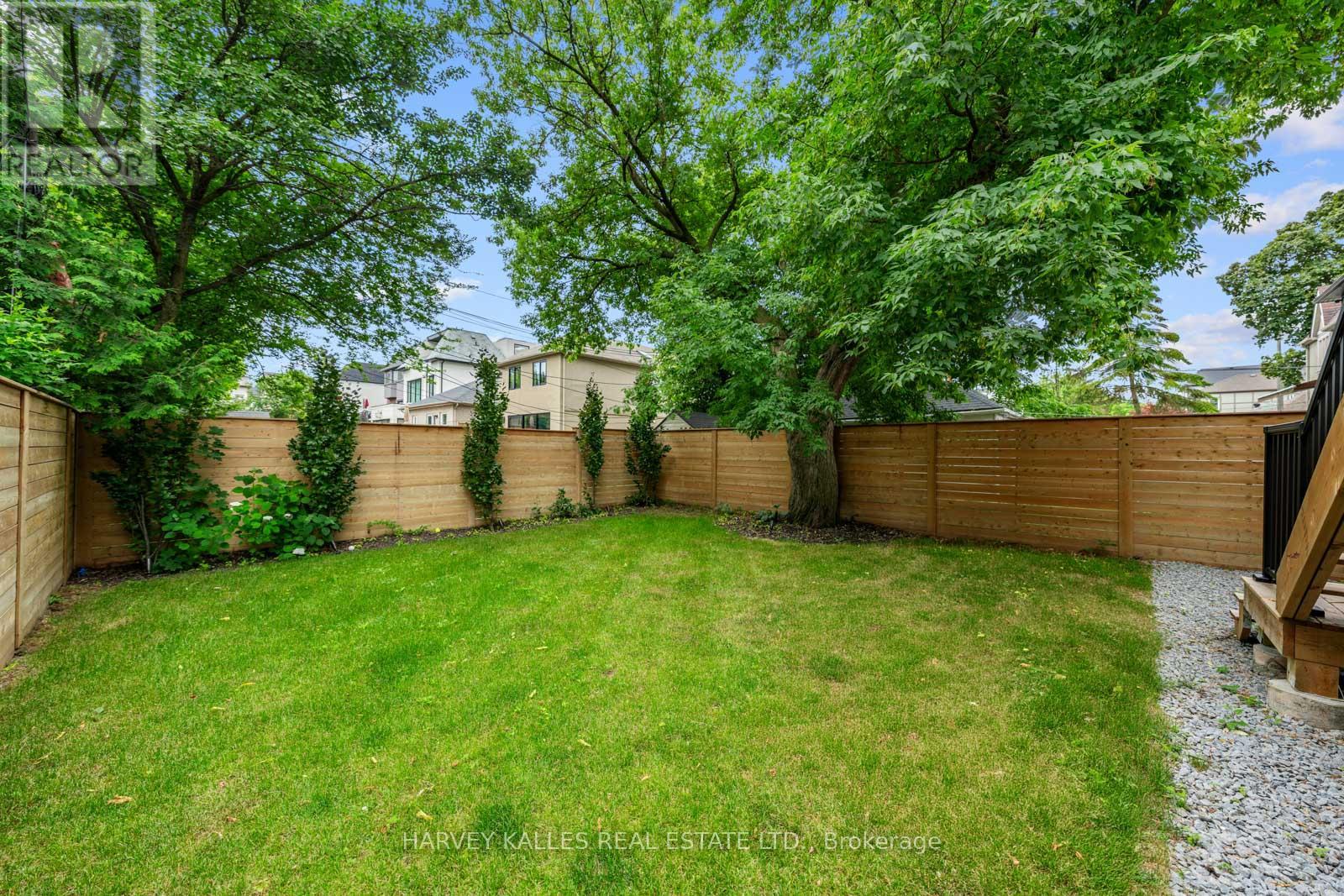 45 GLOUCESTER GROVE