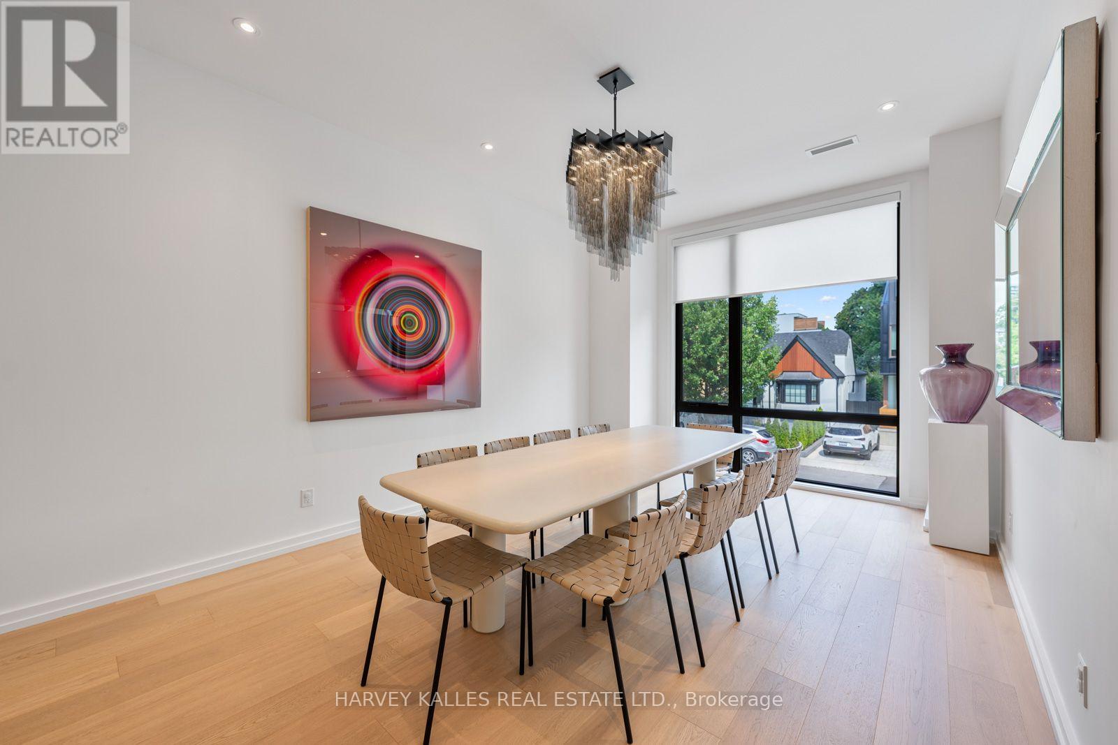 45 GLOUCESTER GROVE