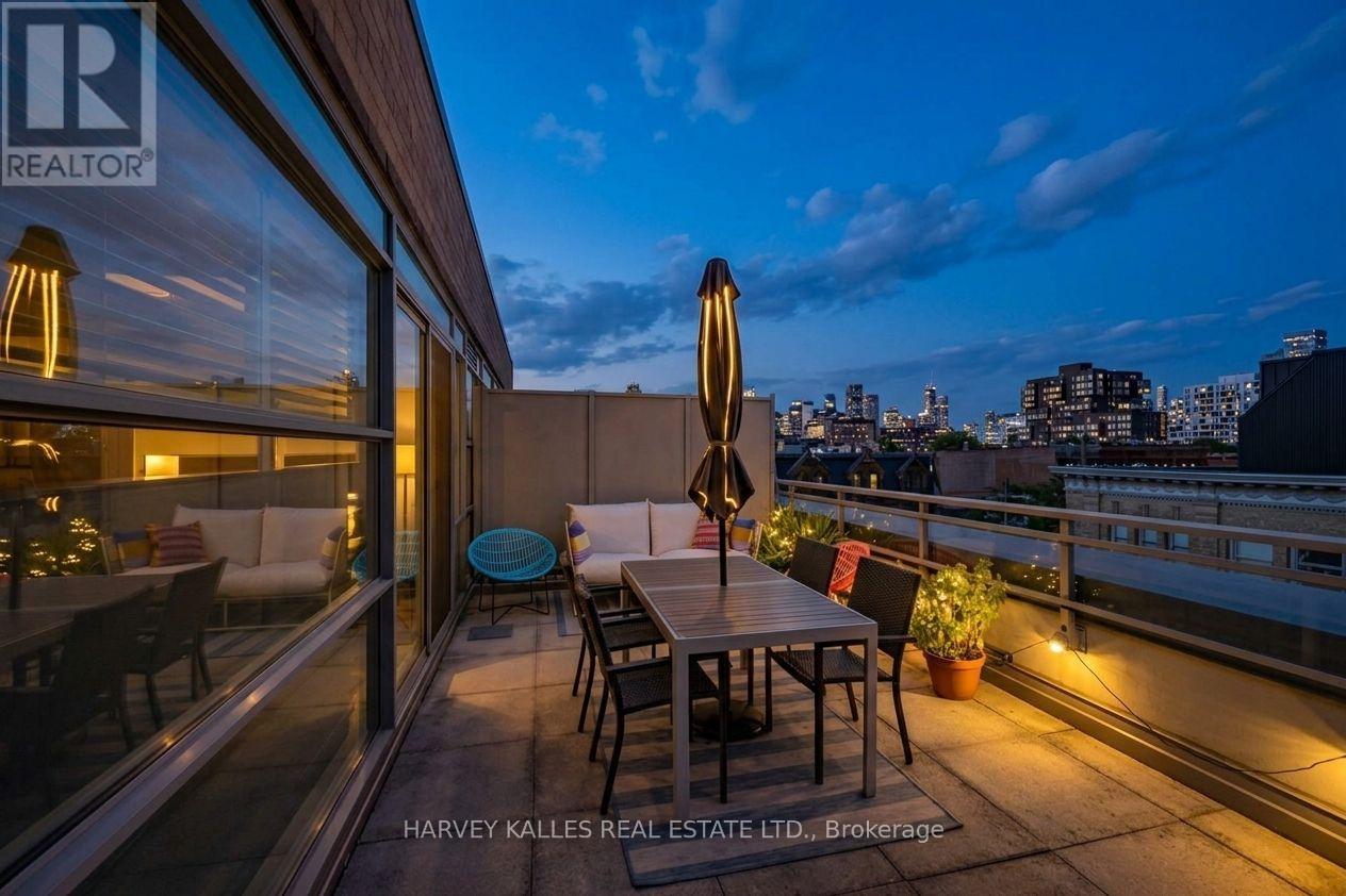 309 - 156 PORTLAND STREET
