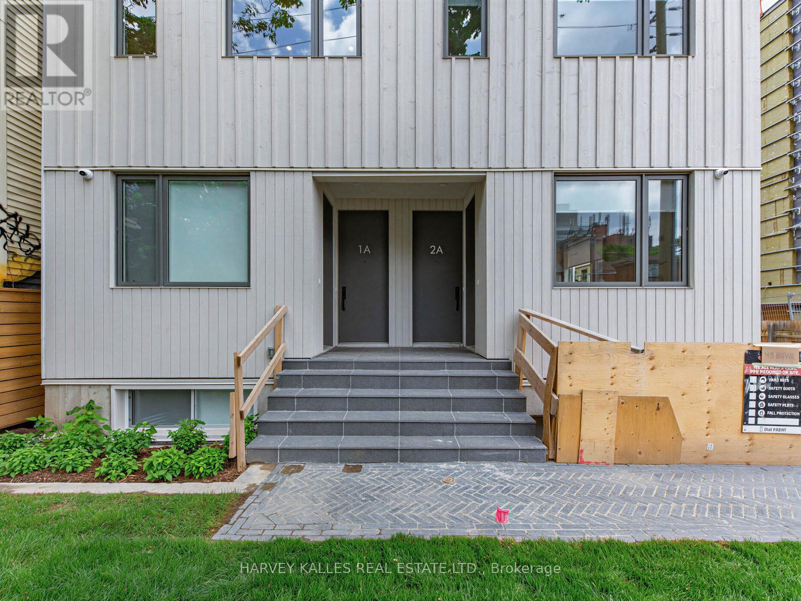 3A - 45 BELLEVUE AVENUE