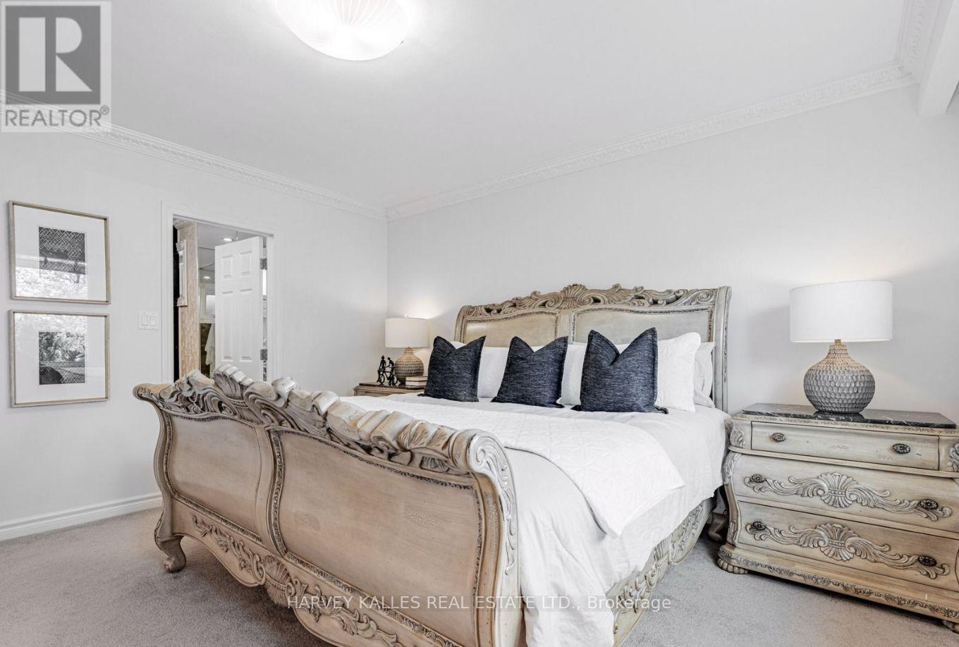 5 PARMBELLE CRESCENT