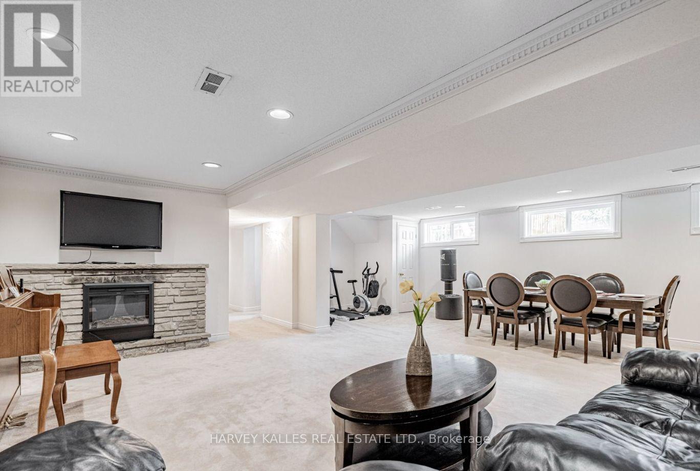5 PARMBELLE CRESCENT