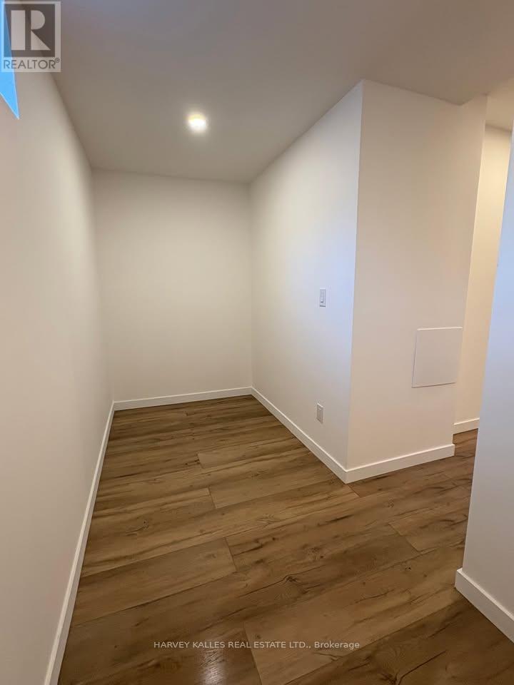 LOWER - 557 CRAWFORD STREET