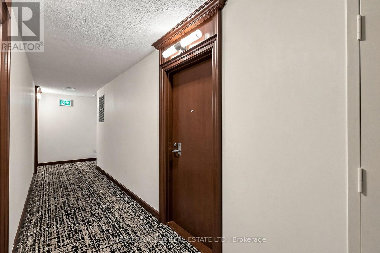 408 - 1055 BAY STREET