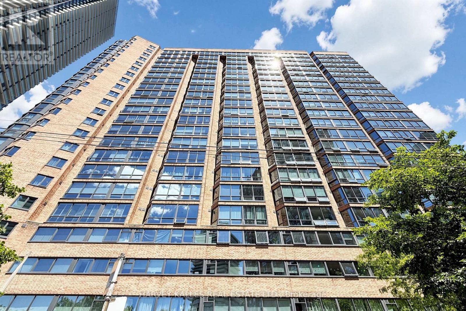 408 - 1055 BAY STREET