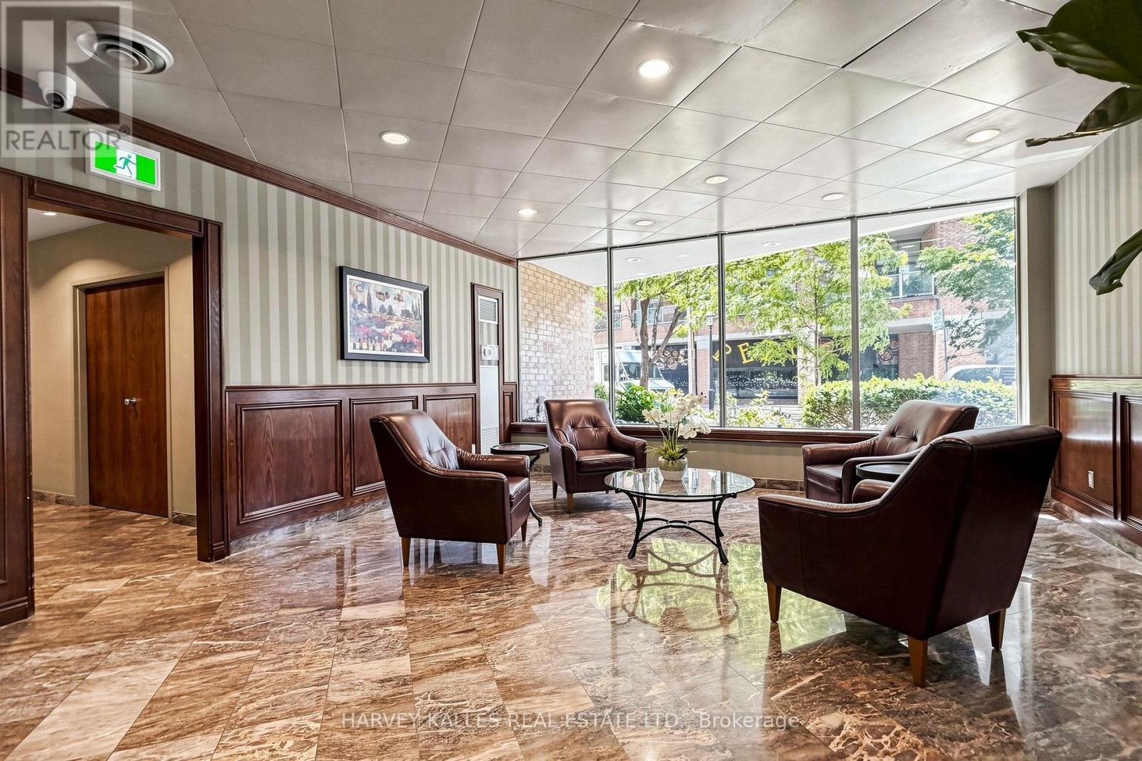 408 - 1055 BAY STREET
