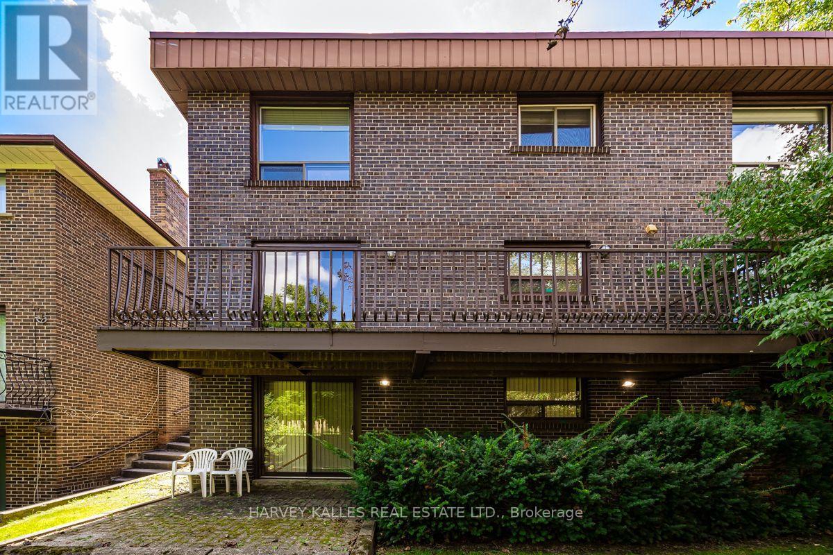 30 COREYDALE COURT
