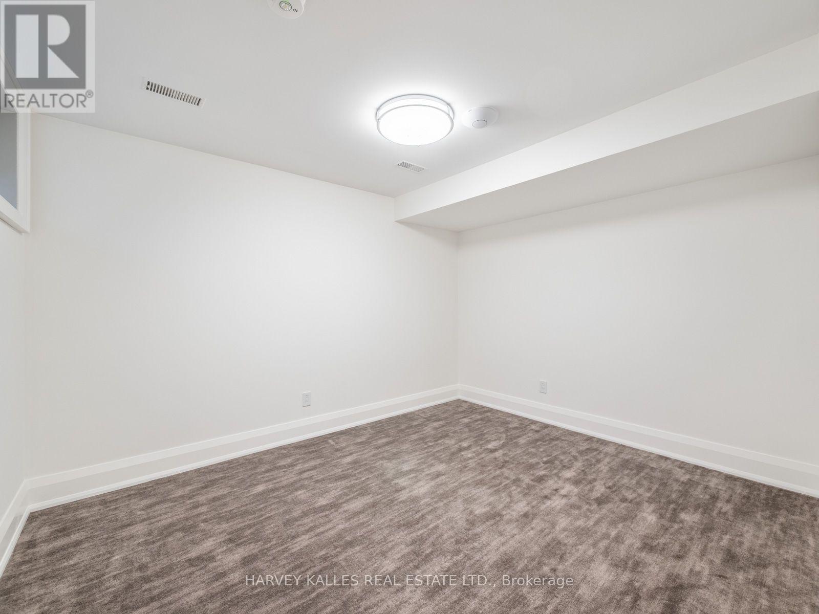 381 GLENHOLME AVENUE