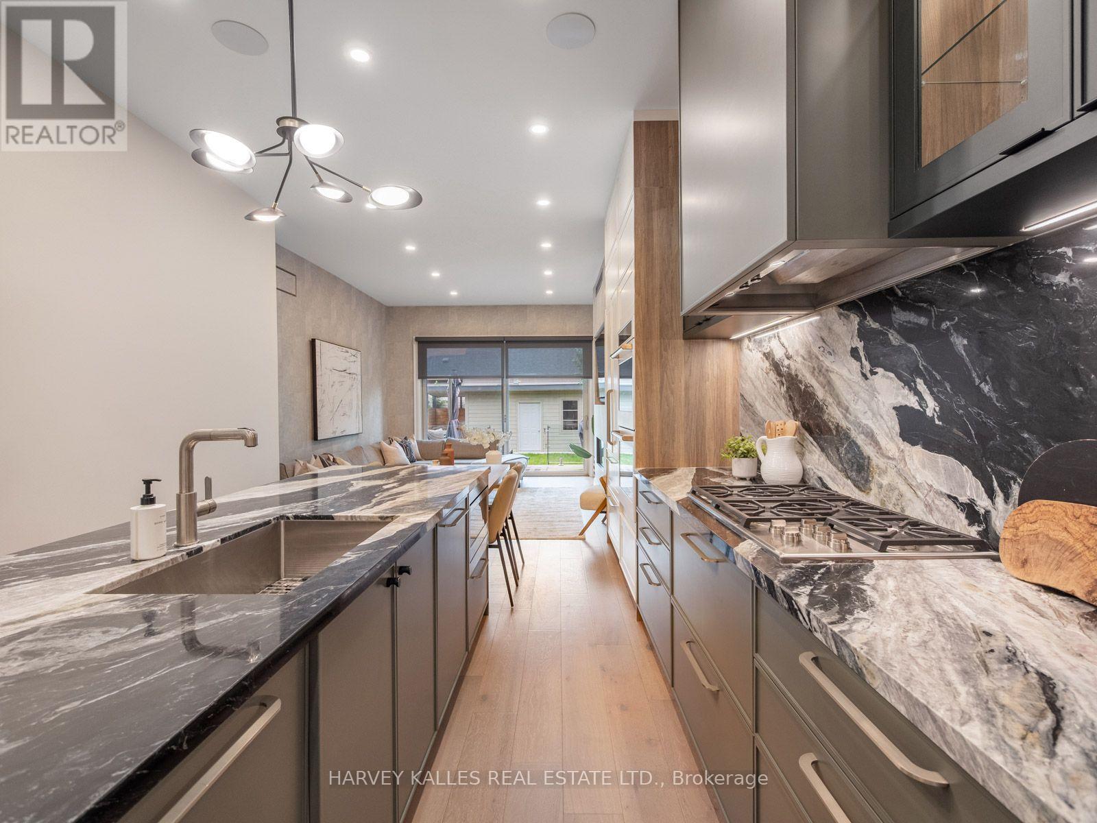 381 GLENHOLME AVENUE