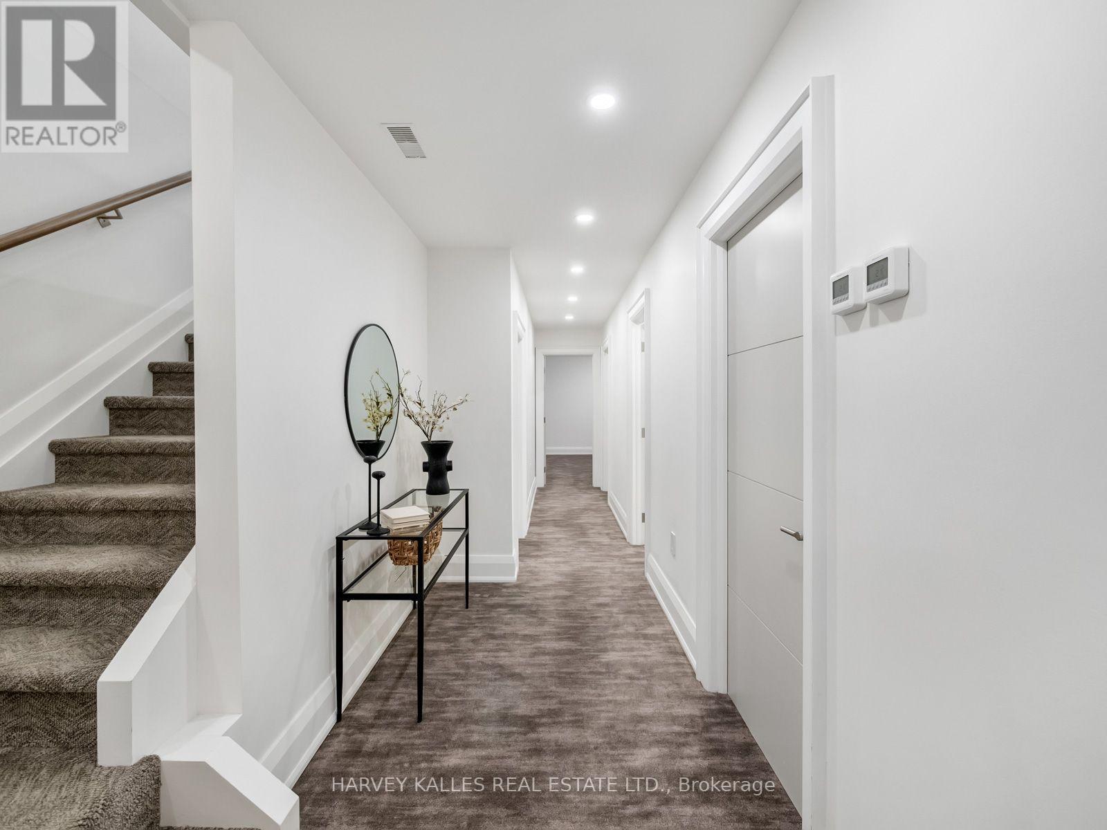 381 GLENHOLME AVENUE