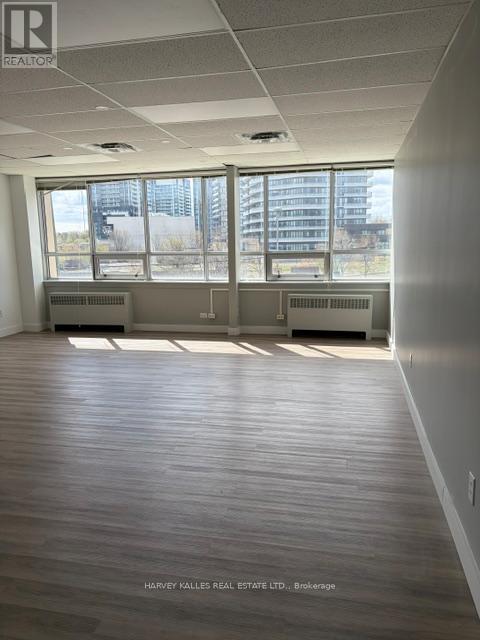215 - 170 THE DONWAY WEST