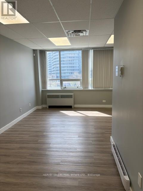215 - 170 THE DONWAY WEST