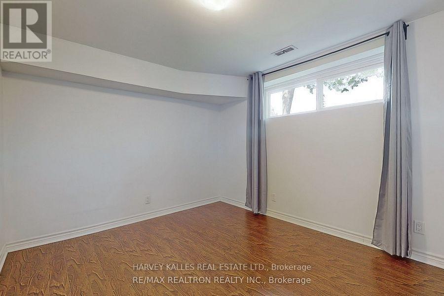 LOWER - 142 COMBE AVENUE