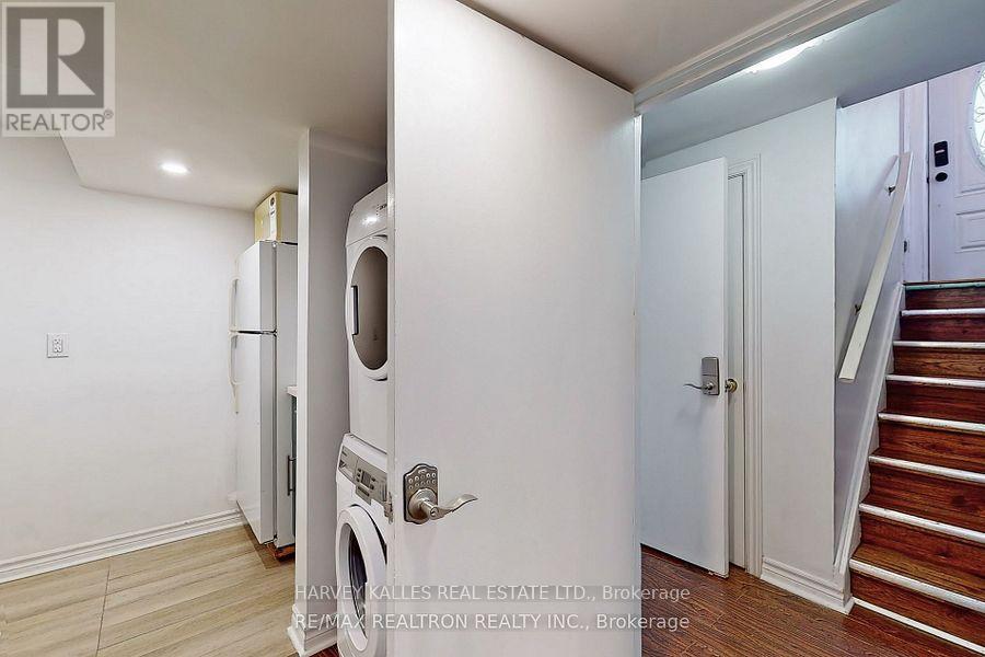 LOWER - 142 COMBE AVENUE