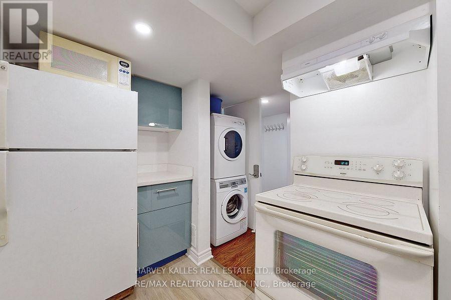 LOWER - 142 COMBE AVENUE