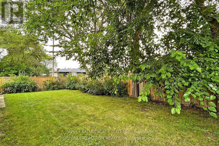 LOWER - 142 COMBE AVENUE