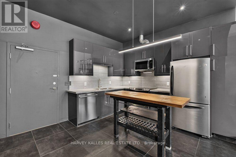 1E - 86 GERRARD STREET E