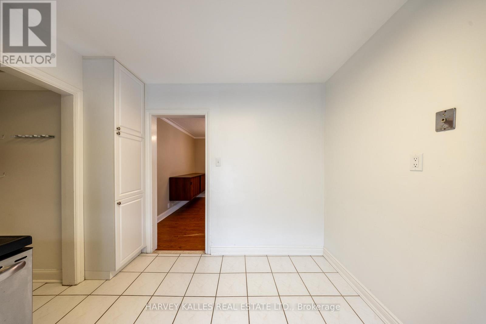 MAIN - 222 JOICEY BOULEVARD