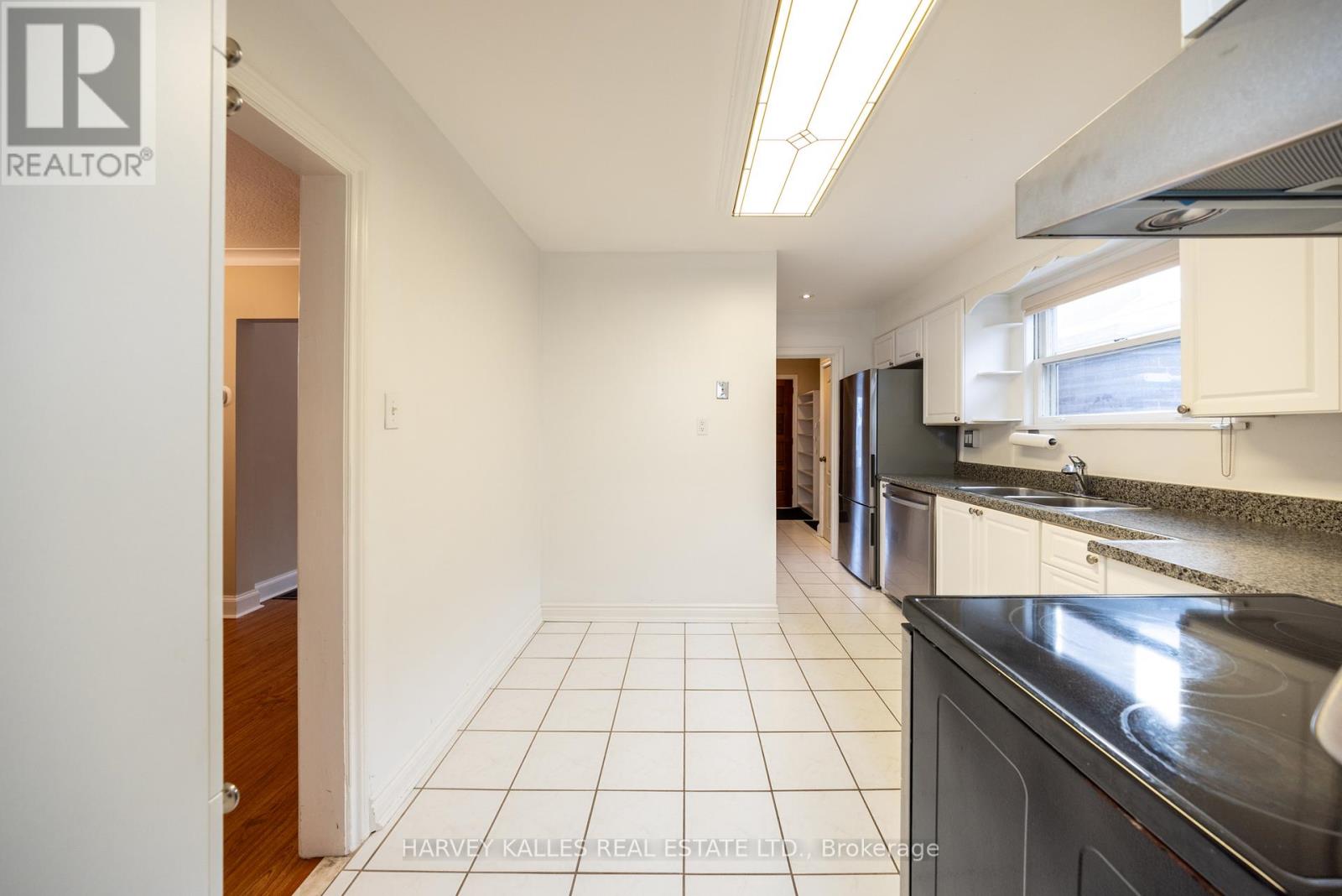 MAIN - 222 JOICEY BOULEVARD