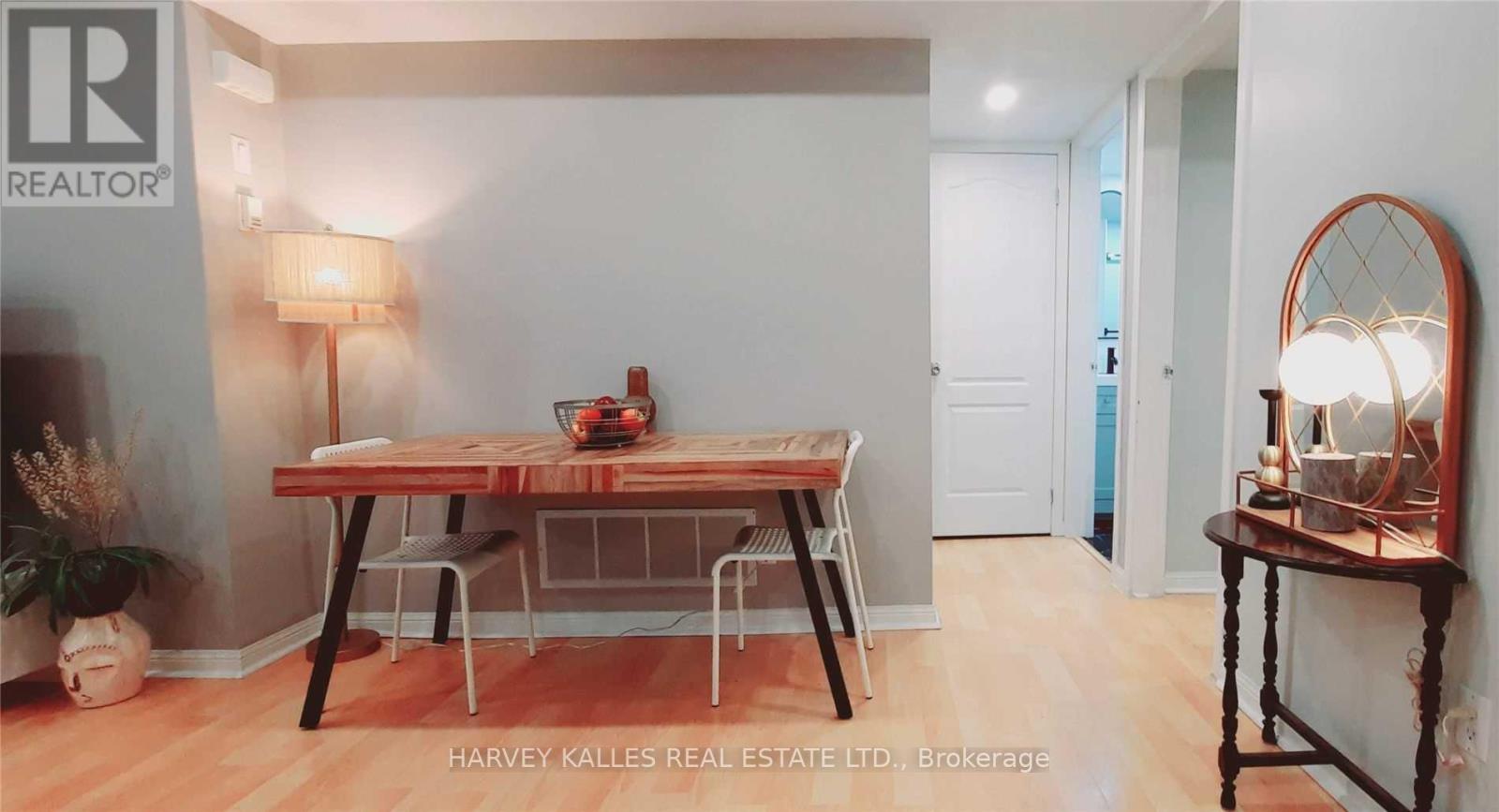 220 - 28 DOURO STREET